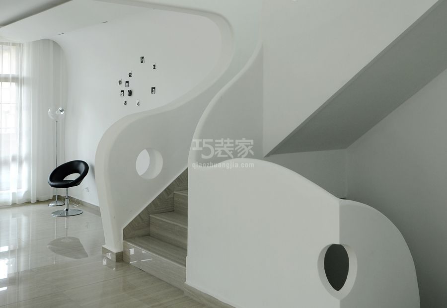 -华银·天鹅湖生态联排别墅160平现代风格设计方案