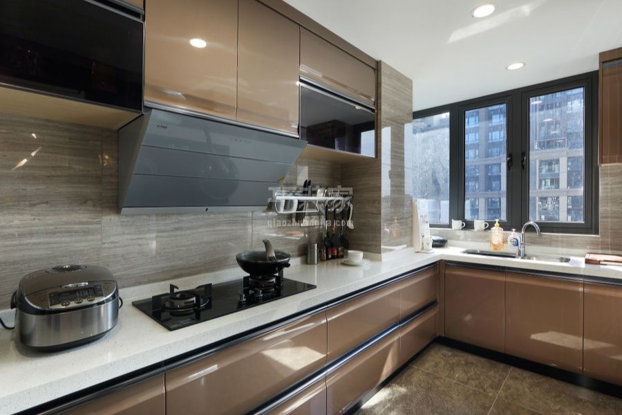 -当代城市家园140平米现代风格设计方案