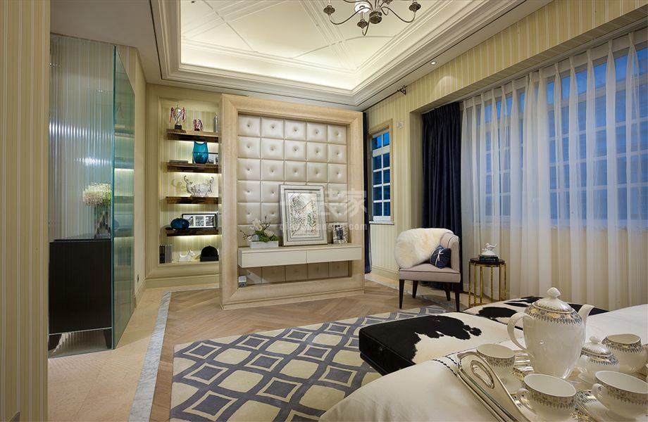 -溪水花园220平米Burberry简欧风格方案
