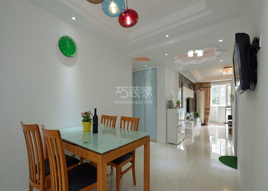 房山兴房苑小区90平米现代简约风格设计方案