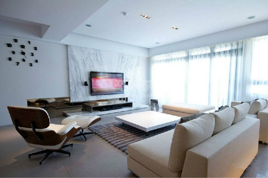 -富顿中心124简约风格设计方案