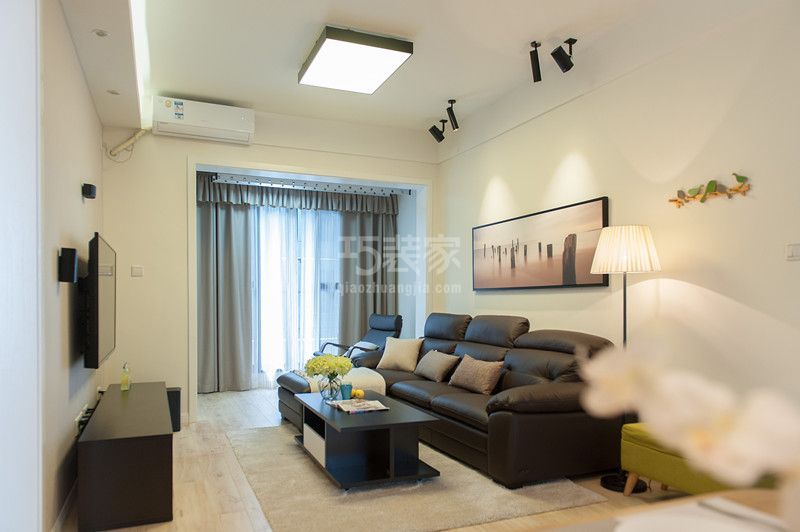 双兴小区80平米现代简约风格设计方案